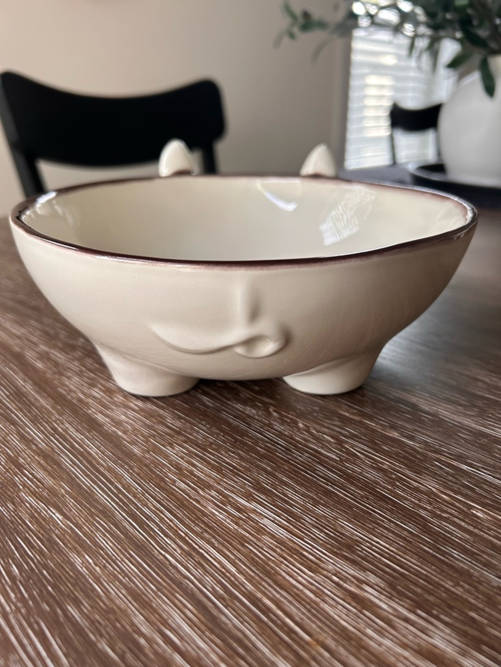 Napastyle Ceramica Set of 2 Pig Footed Serving Bowls - Picture 5 of 16